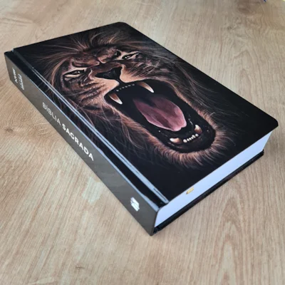 Bíblia Sagrada Leão Forte